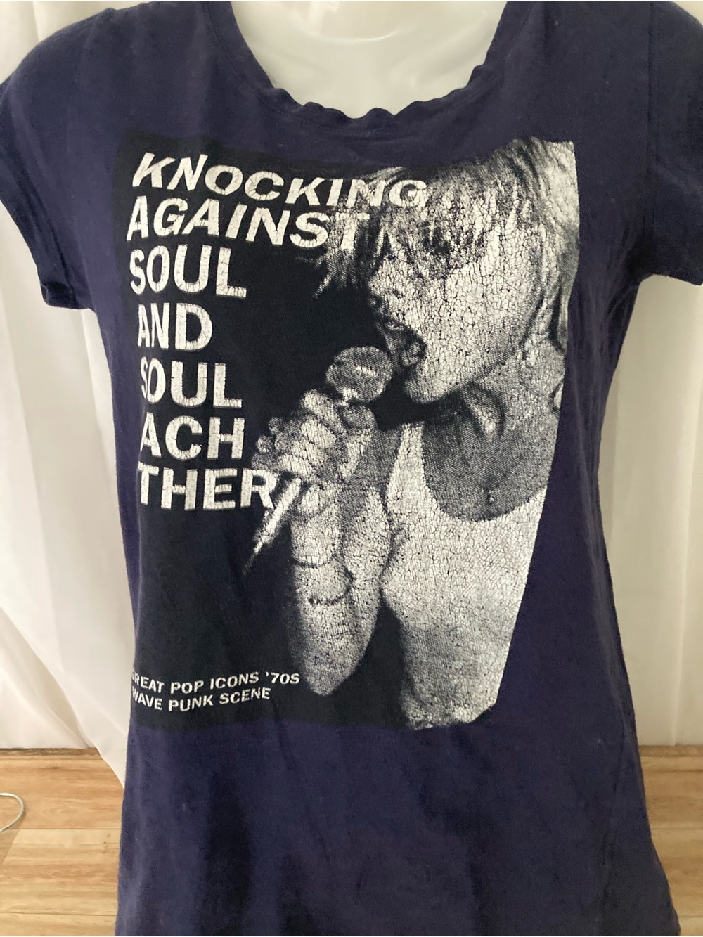 Complot Graphic Punk Rock Tee Y2K Distressed Print Navy Medium